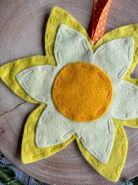 Digital Download Bright Coloured Daffodil PDF Sewing Instructions - Sew Your Own Daffodil