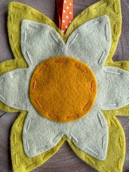 Digital Download Bright Coloured Daffodil PDF Sewing Instructions - Sew Your Own Daffodil