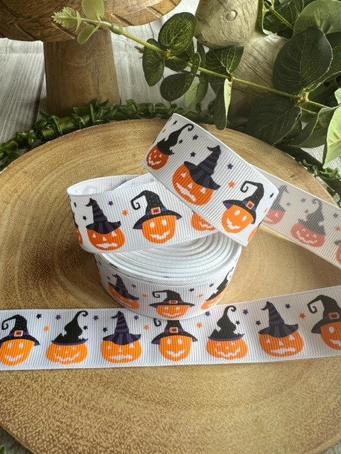  Beautiful Bright Halloween Pumpkins in Hats Print Design Grosgrain Ribbon